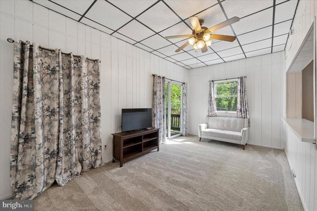 704 SWARTHMOREWOOD LN, Swarthmore, PA 19081