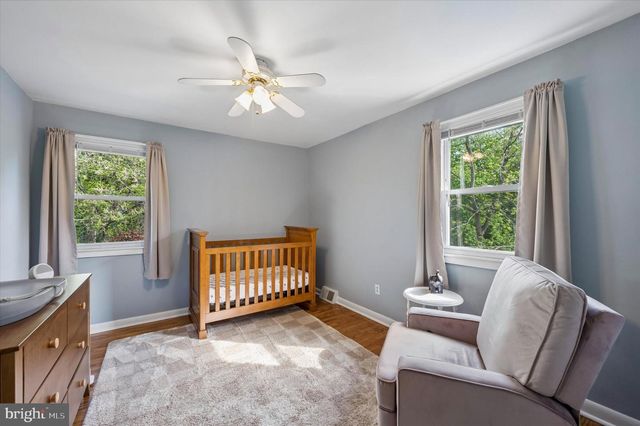 704 SWARTHMOREWOOD LN, Swarthmore, PA 19081