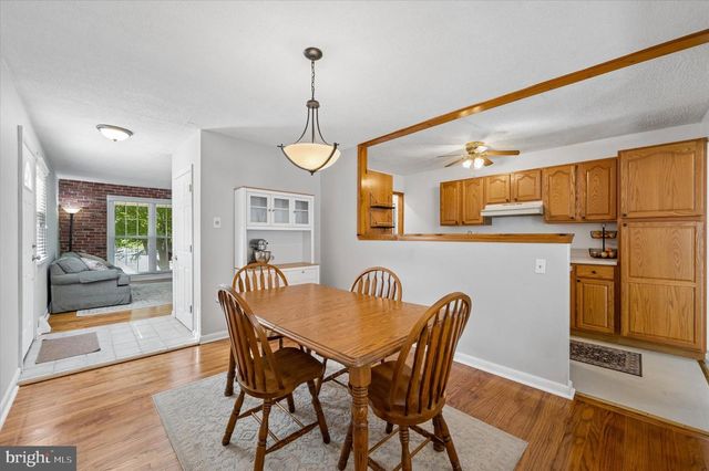 704 SWARTHMOREWOOD LN, Swarthmore, PA 19081