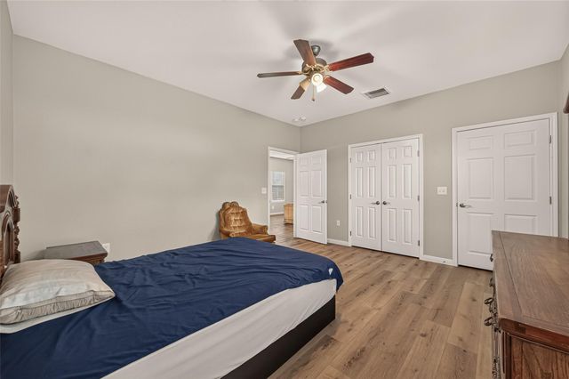 5726 Southwind Street, Houston, TX 77033