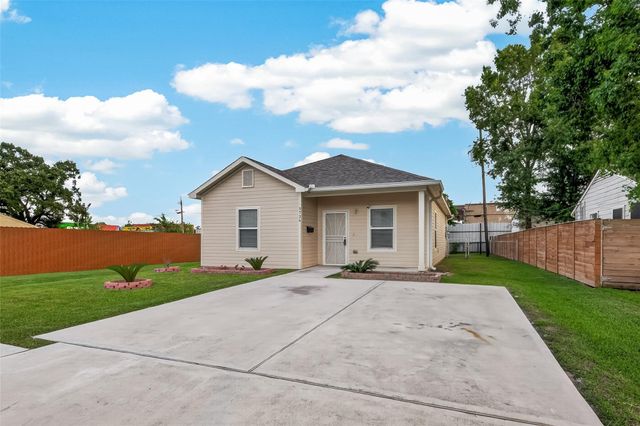 5726 Southwind Street, Houston, TX 77033