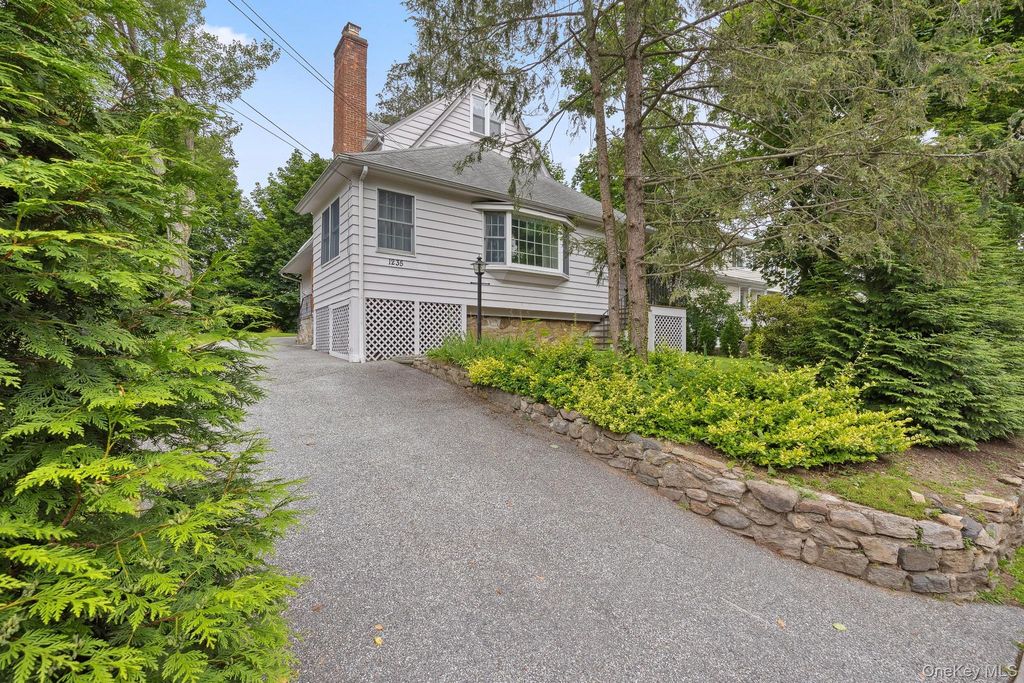 1235 Post Road, Scarsdale, NY 10583