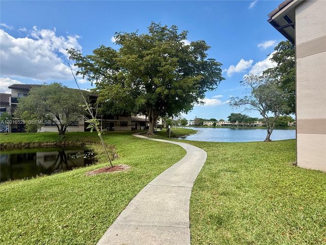 9827 Nob Hill Ct 0, Sunrise, FL 33351