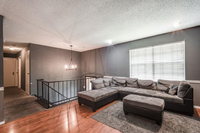 3423 Meadowview Drive, Richmond, TX 77459