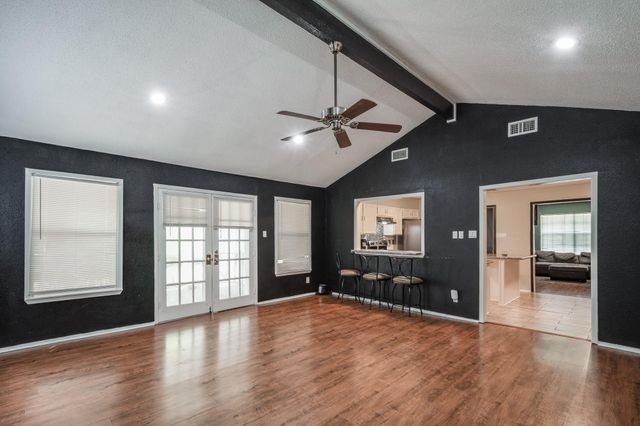 3423 Meadowview Drive, Richmond, TX 77459