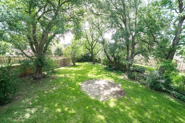 3423 Meadowview Drive, Richmond, TX 77459