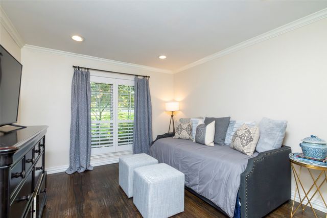 2102 Prestonwood Drive, Arlington, TX 76012