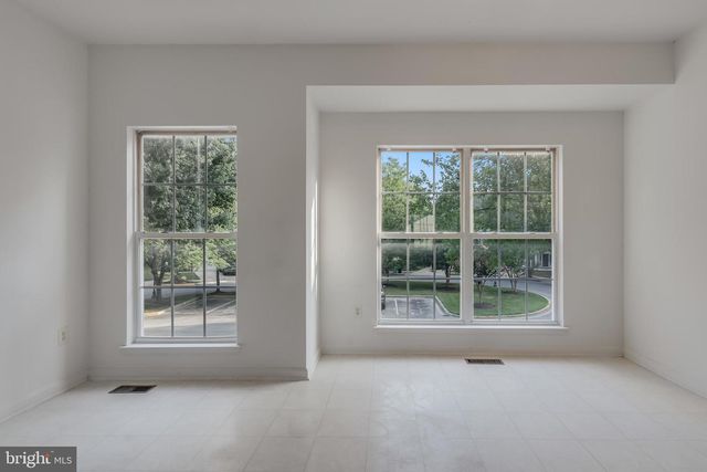1110 BLUE WING TER, Upper Marlboro, MD 20774