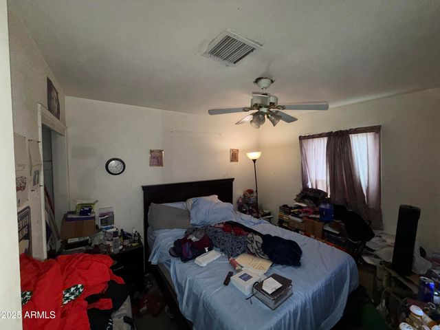 5001 S 21ST Place, Phoenix, AZ 85040