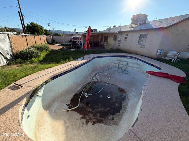 5001 S 21ST Place, Phoenix, AZ 85040