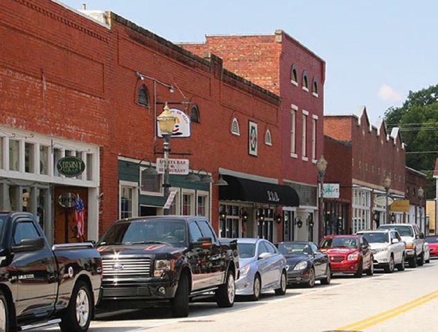 101 Lakeview Drive, Seneca, SC 29672