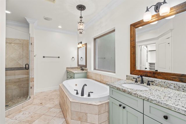 412 W 25th Street, Houston, TX 77008
