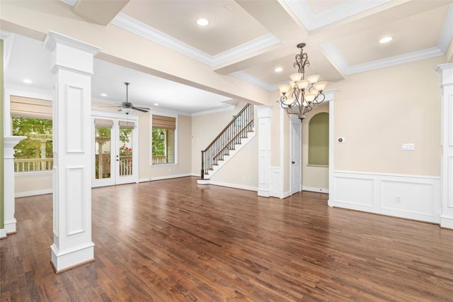 412 W 25th Street, Houston, TX 77008