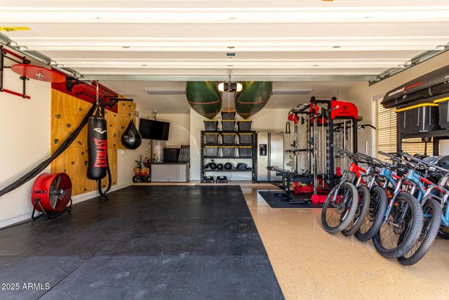 2030 W WHISPER ROCK Trail, Phoenix, AZ 85085