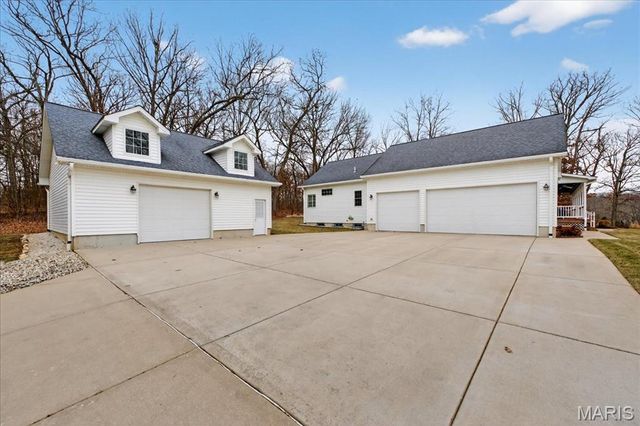 26100 Bubbling Brook Lane, Foristell, MO 63348