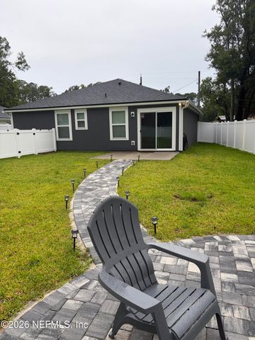 2783 LARSEN Road, Jacksonville, FL 32207