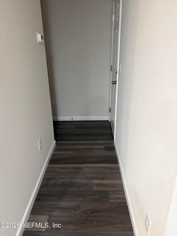 2783 LARSEN Road, Jacksonville, FL 32207