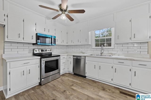 407 WILSON CHAPEL ROAD, Oneonta, AL 35121