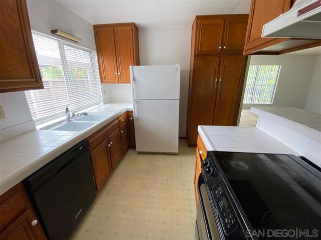 4354 Vision Dr, San Diego, CA 92121
