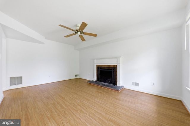 20104 WESTERLY AVE, Poolesville, MD 20837