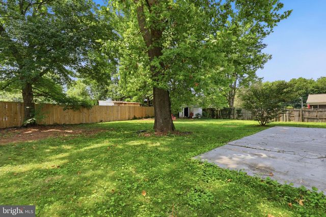 20104 WESTERLY AVE, Poolesville, MD 20837