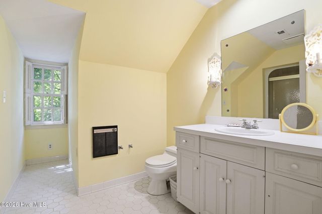 1012 Salem Street NW, Wilson, NC 27893