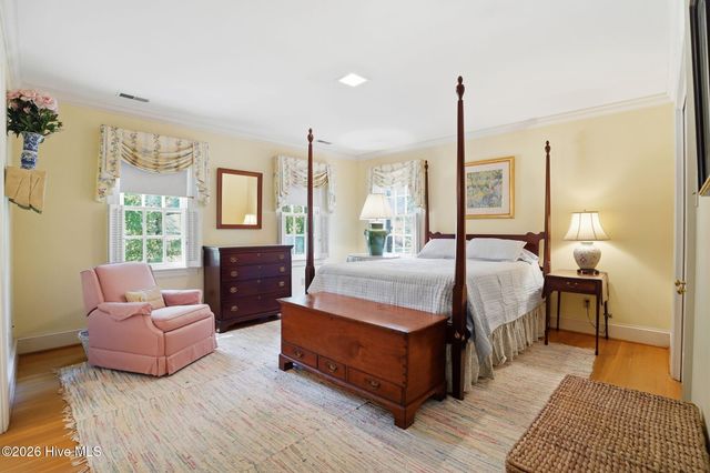1012 Salem Street NW, Wilson, NC 27893