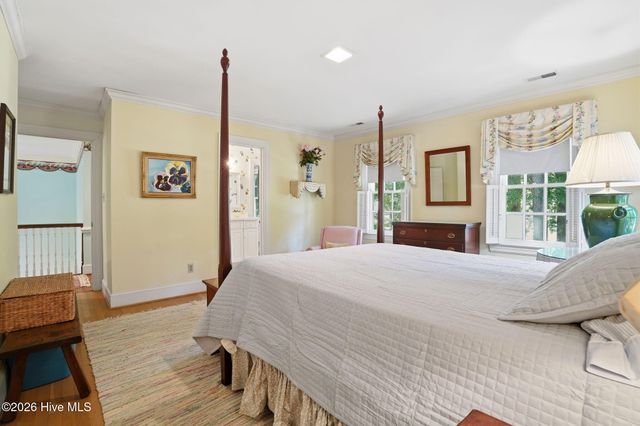 1012 Salem Street NW, Wilson, NC 27893