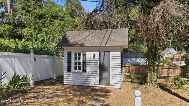1012 Salem Street NW, Wilson, NC 27893