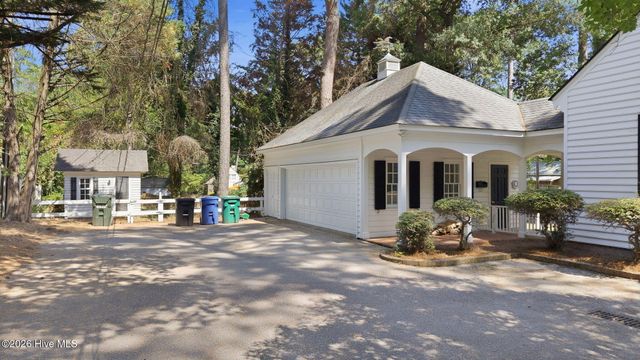 1012 Salem Street NW, Wilson, NC 27893