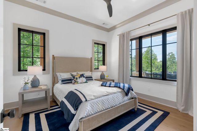 189 Crowne Hill Way, Marietta, SC 29661