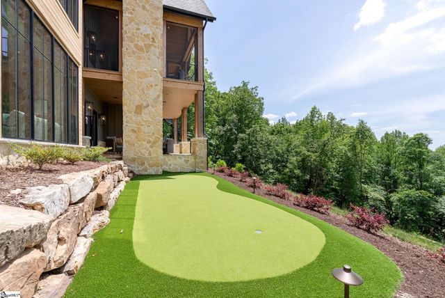 189 Crowne Hill Way, Marietta, SC 29661