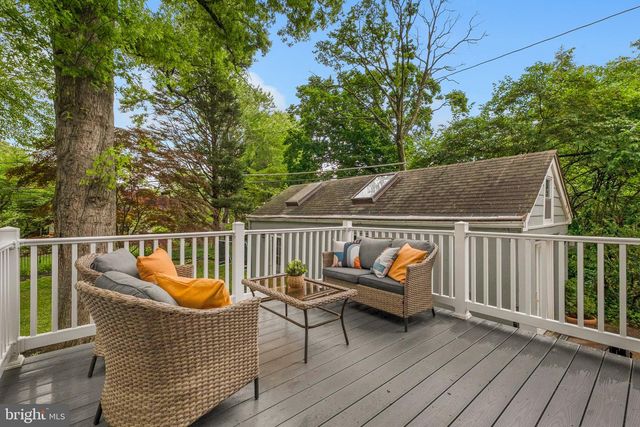2828 CLEAVE DR, Falls Church, VA 22042