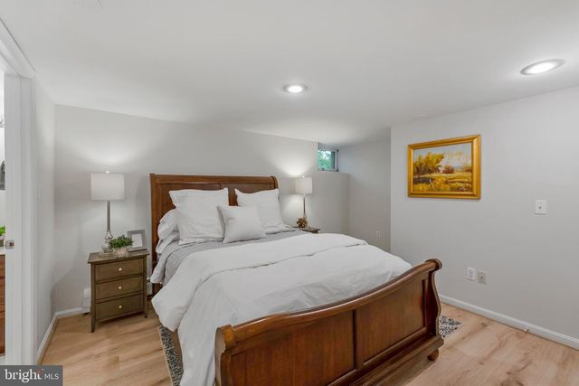 2828 CLEAVE DR, Falls Church, VA 22042