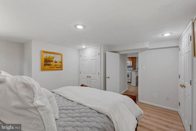 2828 CLEAVE DR, Falls Church, VA 22042