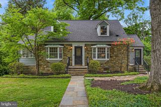 2828 CLEAVE DR, Falls Church, VA 22042