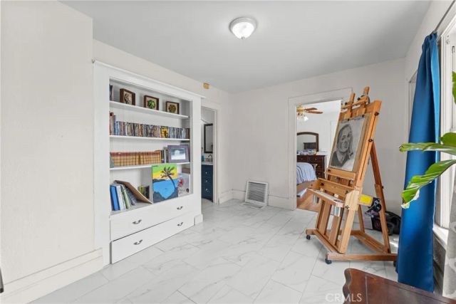 2950 N Golden Avenue, San Bernardino, CA 92404