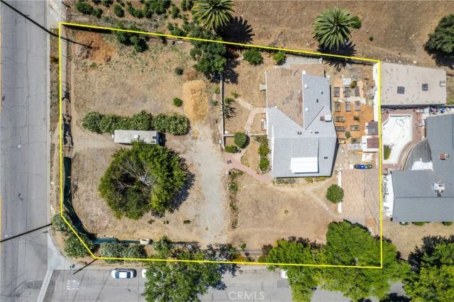 2950 N Golden Avenue, San Bernardino, CA 92404