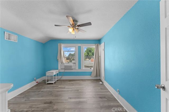 2950 N Golden Avenue, San Bernardino, CA 92404