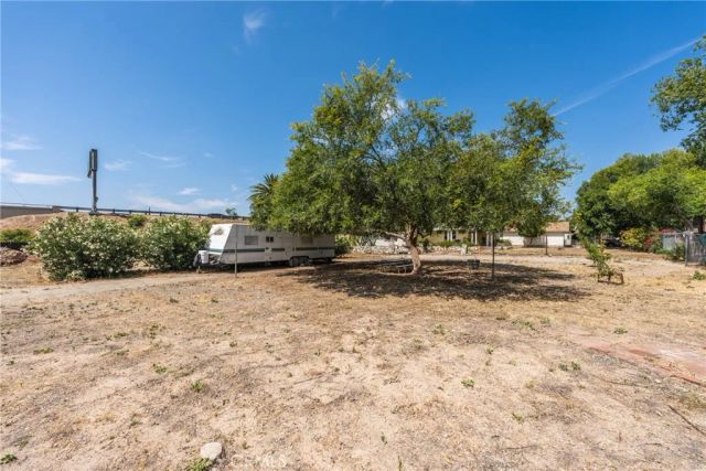 2950 N Golden Avenue, San Bernardino, CA 92404