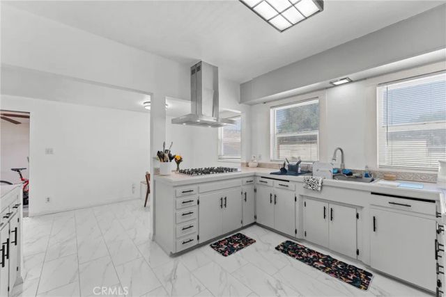 2950 N Golden Avenue, San Bernardino, CA 92404