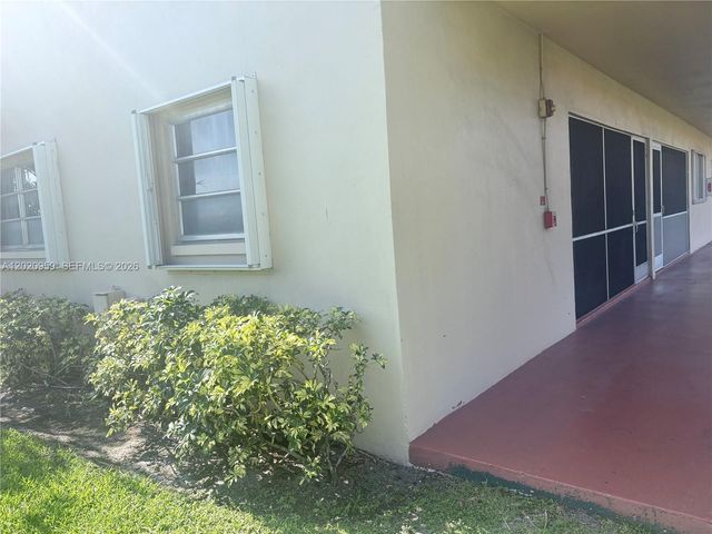 5300 Washington St R101, Hollywood, FL 33021