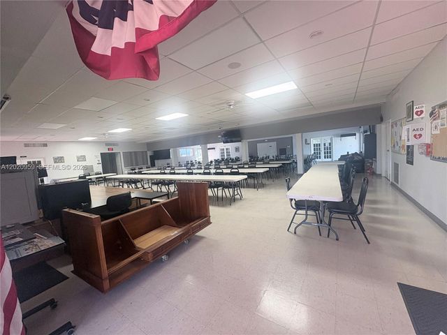 5300 Washington St R101, Hollywood, FL 33021