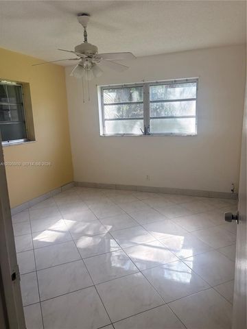 5300 Washington St R101, Hollywood, FL 33021