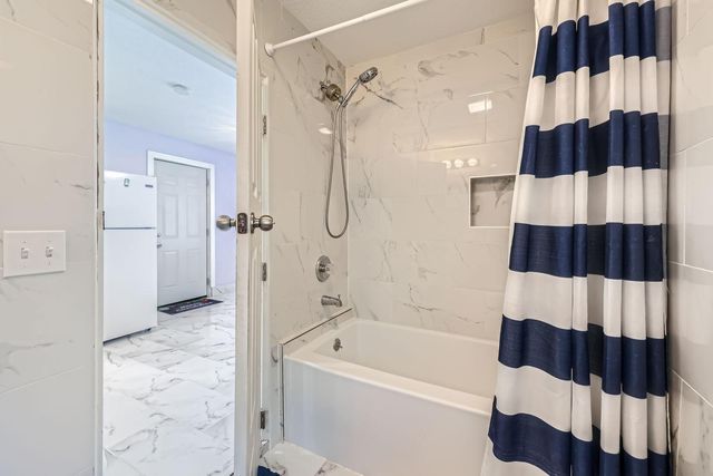 646 Van Buren Avenue, Saint Paul, MN 55104