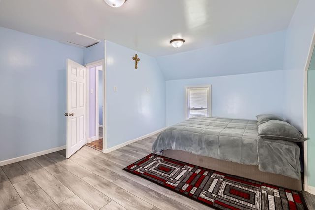 646 Van Buren Avenue, Saint Paul, MN 55104