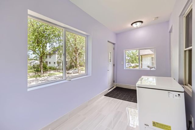 646 Van Buren Avenue, Saint Paul, MN 55104