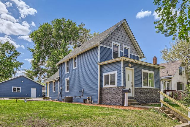 646 Van Buren Avenue, Saint Paul, MN 55104
