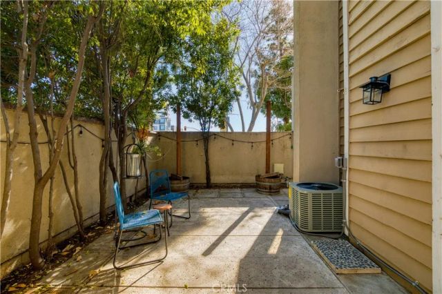 18706 Racquet Ln, Huntington Beach, CA 92648