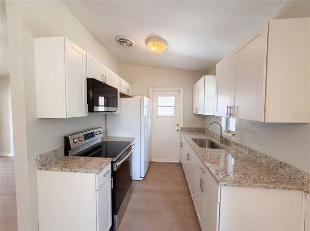4616 ROBBINS AVENUE, Orlando, FL 32808